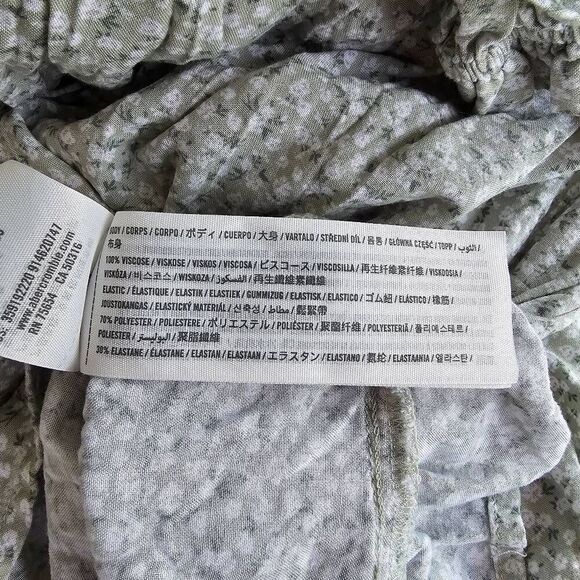 Hollister XS Gray Floral Mini Dress Long Sleeve Smocked Back Sweetheart - Picture 10 of 10